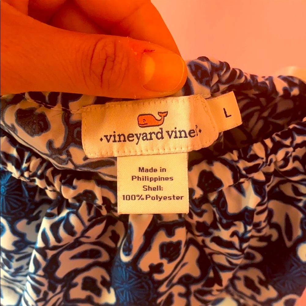 Vineyard vines Large romper NWOT super cute - Picture 4 of 4
